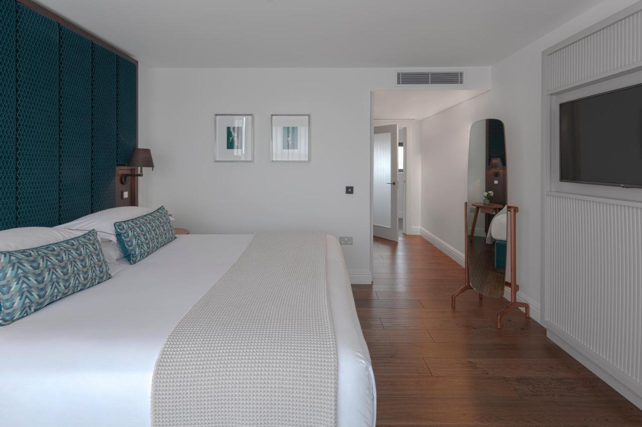 Cheval The Edinburgh Grand Aparthotel Εξωτερικό φωτογραφία A room at the hotel