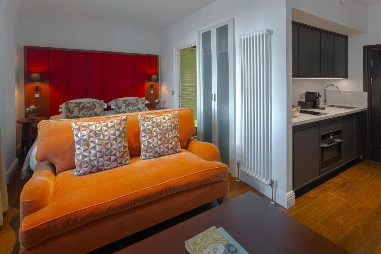 Cheval The Edinburgh Grand Aparthotel Εξωτερικό φωτογραφία A studio apartment in London