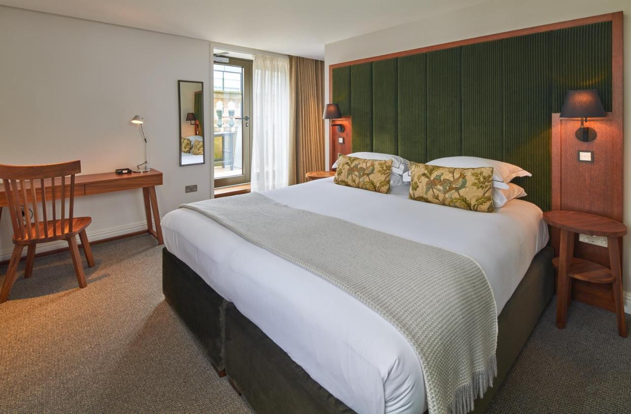 Cheval The Edinburgh Grand Aparthotel Εξωτερικό φωτογραφία A room at the hotel