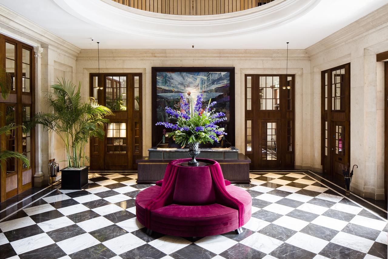 Cheval The Edinburgh Grand Aparthotel Εξωτερικό φωτογραφία The hotel's lobby
